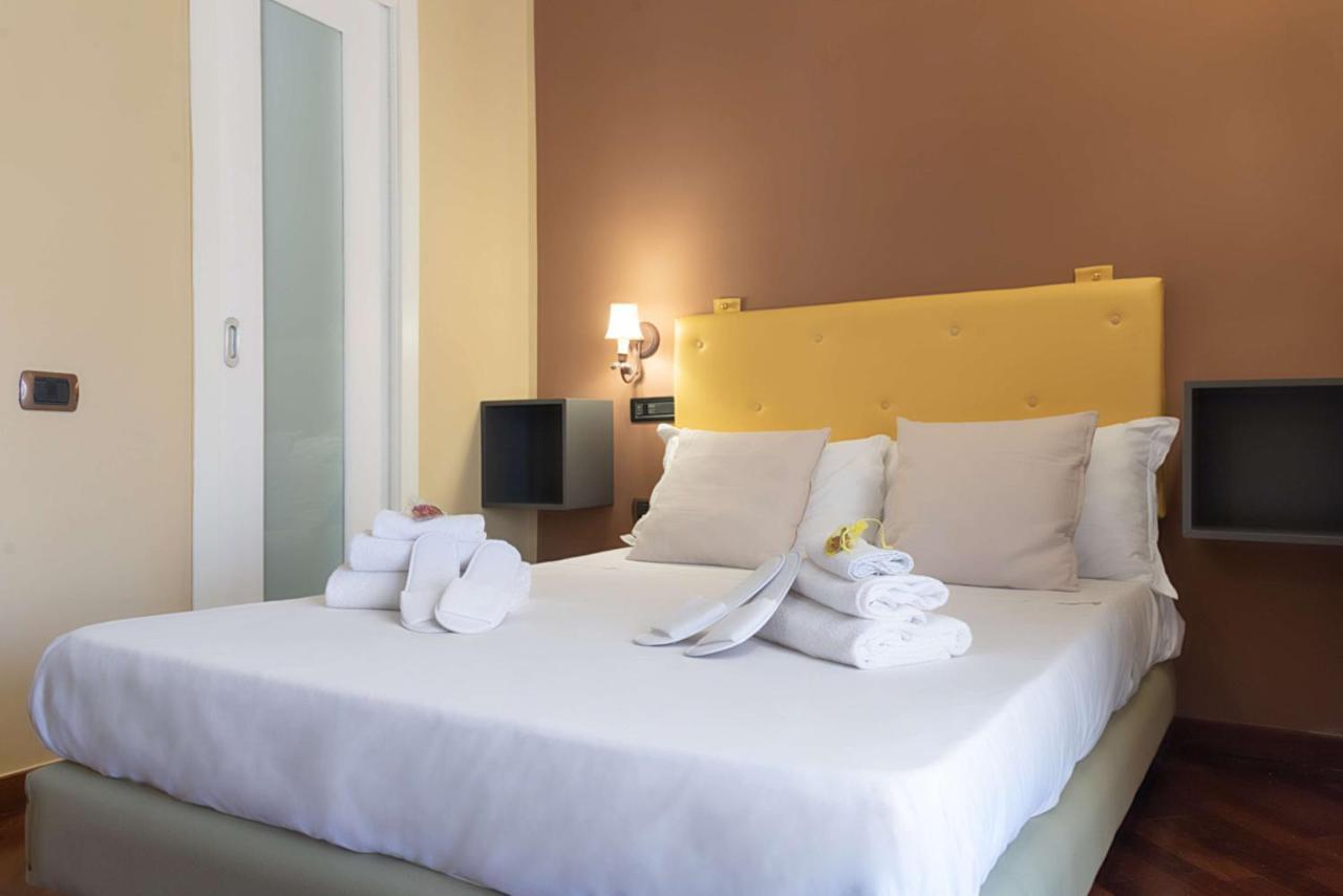 Hotel Suite Ares Неаполь Экстерьер фото